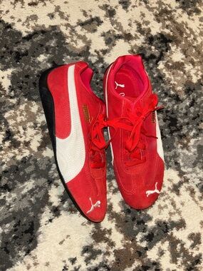 Puma Red Speedcats size 8.5